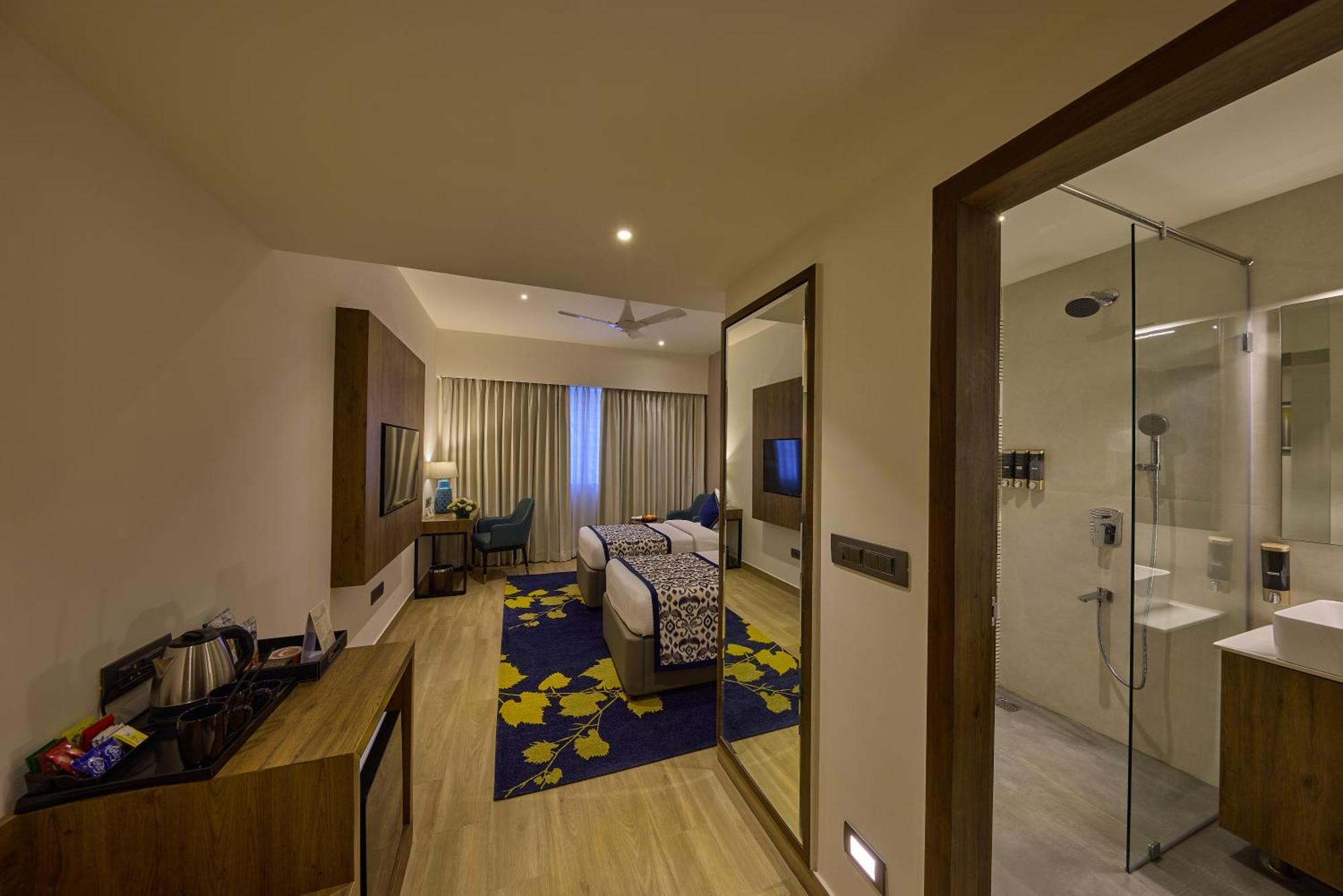 Grand Continent Hebbal A Sarovar Portico Affiliate Hotel Bengaluru Kültér fotó