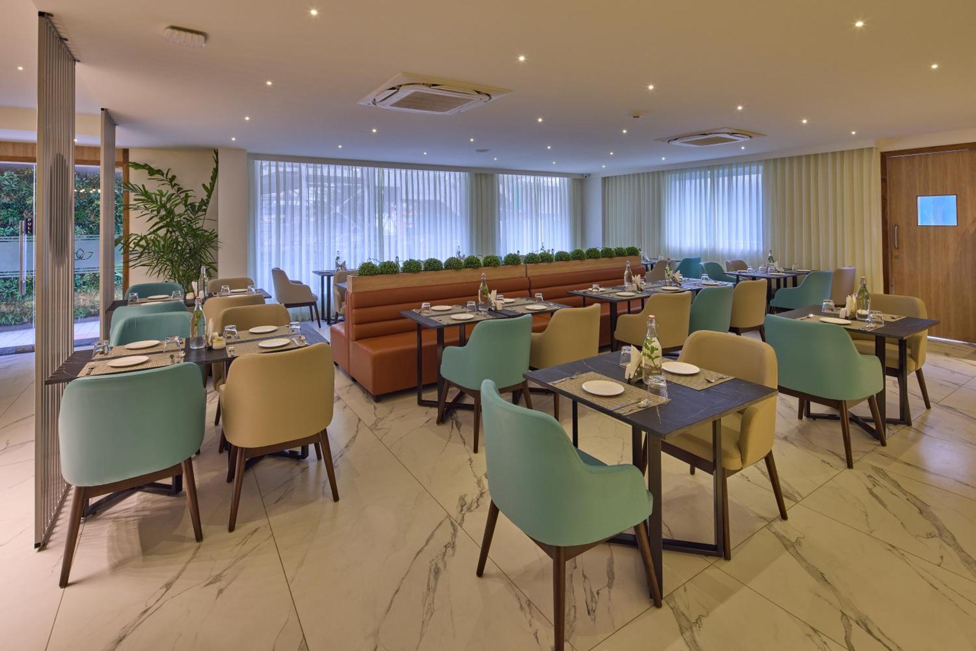 Grand Continent Hebbal A Sarovar Portico Affiliate Hotel Bengaluru Kültér fotó